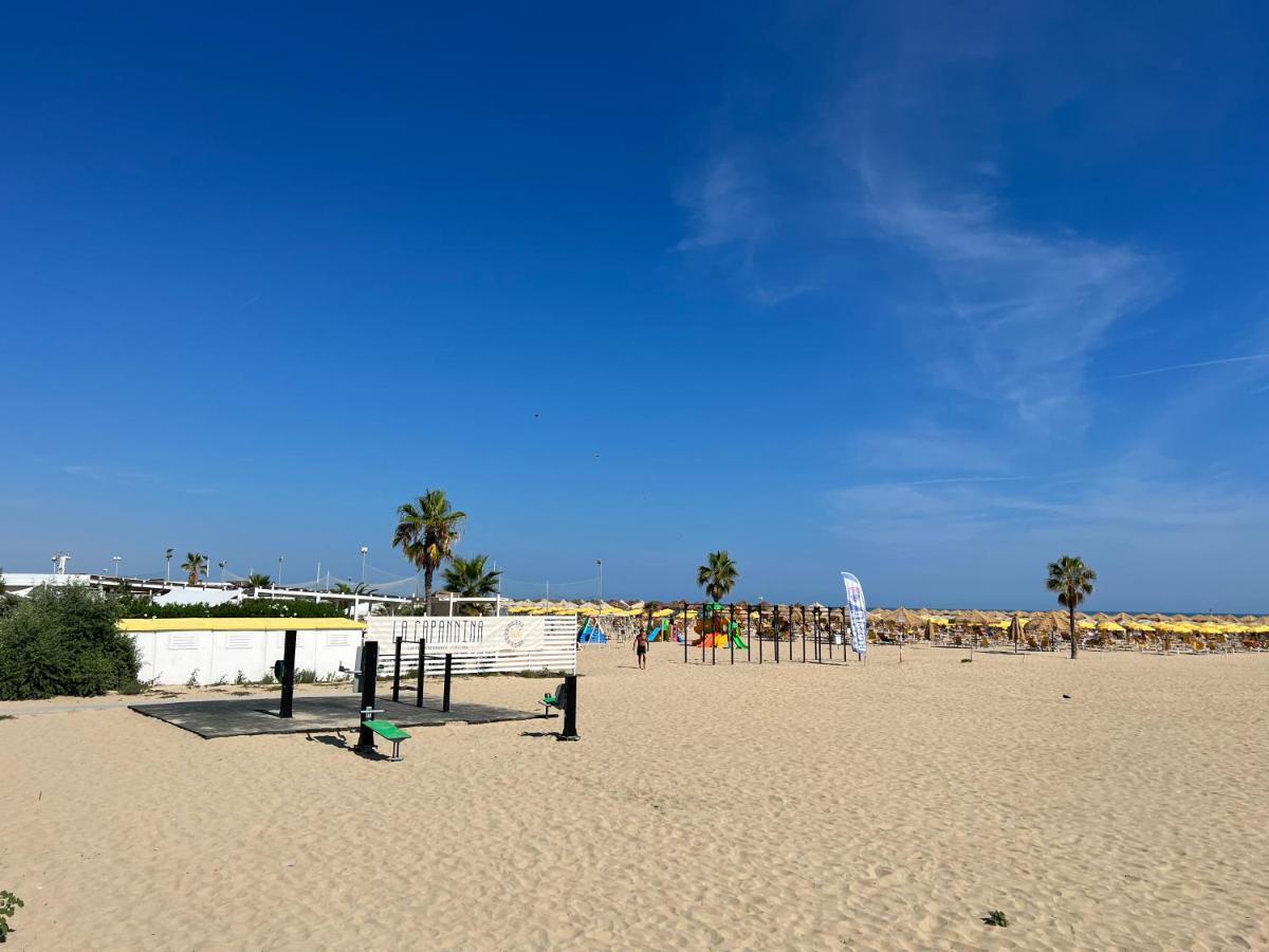 "Casa Incantevole" Fronte Mare Pescara - Appartamento Via Buozzi Eksteriør billede