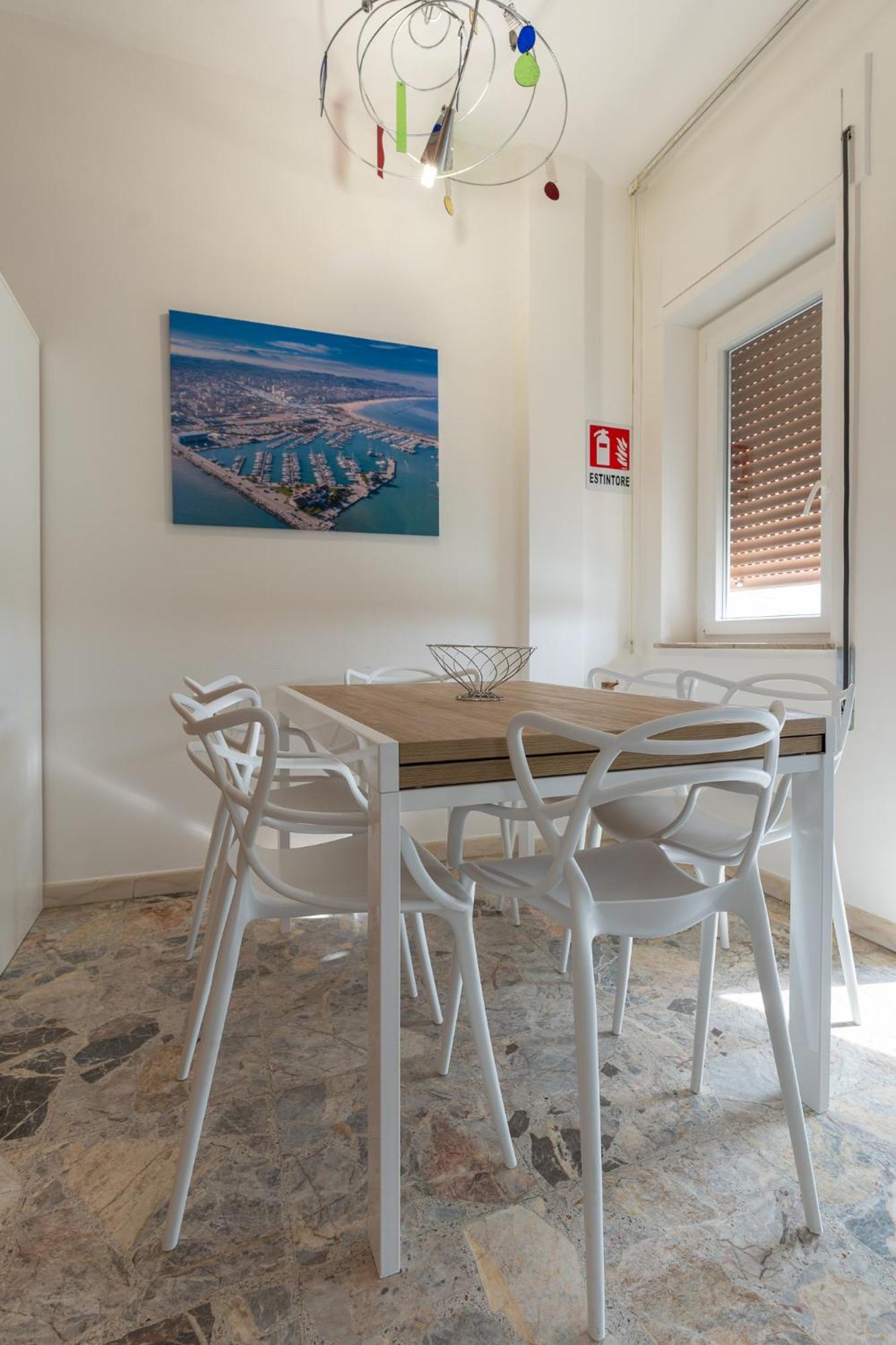 "Casa Incantevole" Fronte Mare Pescara - Appartamento Via Buozzi Eksteriør billede